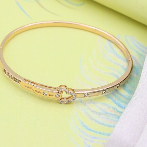 Rose Gold Bangle with Crystal Heart Centerpiece, Elegant Bracelet, XPBL0601 - Picture 3 of 12